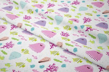 Fosfor Renkli Denizanası ve Balıklar