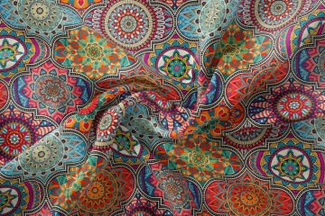 Renkli Geometrik Mandala Desenli Dijital Baskılı Kumaş