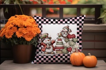 Yılbaşı Koleksiyonu- 45x45 cm Dikilmemiş 2’li Kırlent Paneli – Siyah Kırmızı Kare Zemin Sevimli Kardan Adamlar