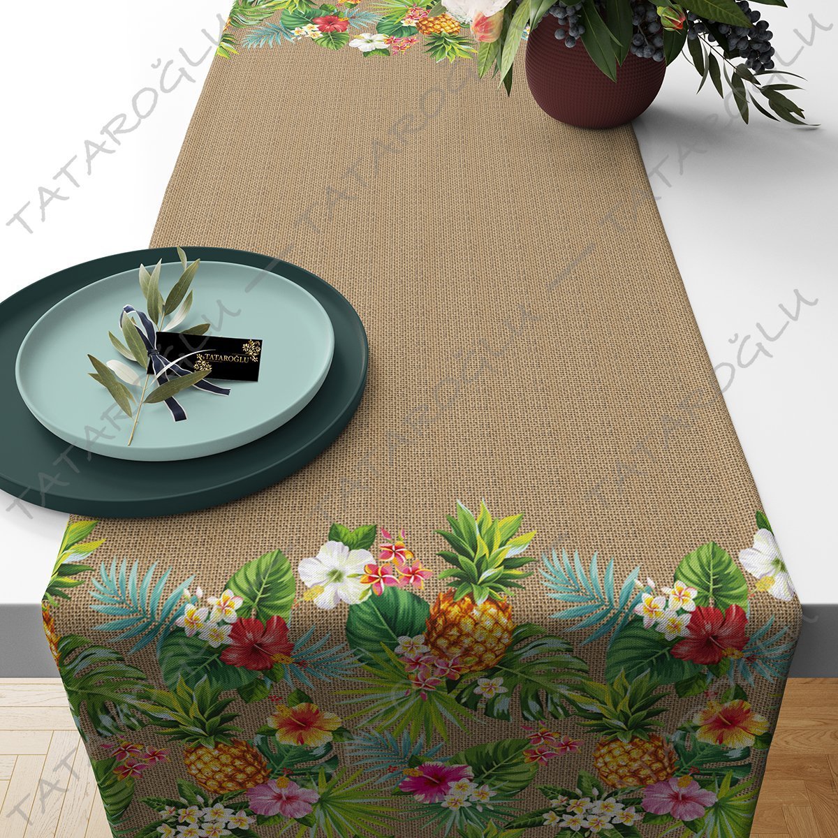 50 cm'lik Runner Jüt Görünümlü Zemin Üzerine Ananas Desenli Dikilmemiş Runner Kumaş(SONBAHAR İNDİRİMİ)