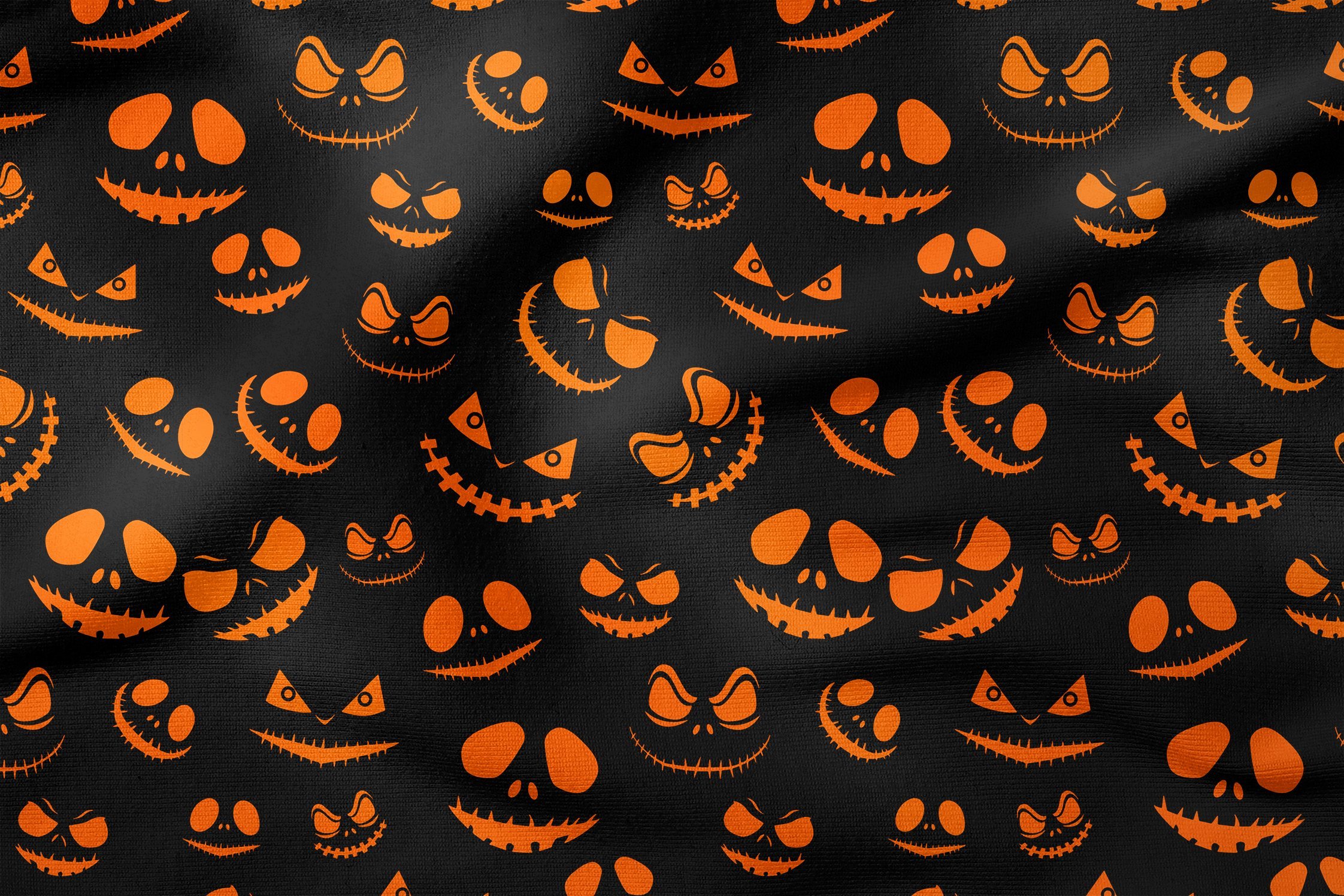 Happy Halloween Turuncu Gülen Hayalet Kabaklar