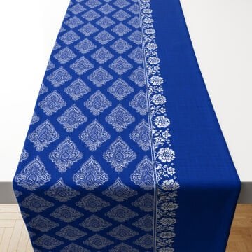 Saks Mavi Bordür Stilize (Dikilmemiş) Leke Tutmaz Runner Kumaş