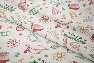 Back to School- Okula dönüş, Renkli Okul Malzemeleri, Sarı Cetvel, Yeşil Gönye, Kırmızı Büyüteç, Yeşil Okul Kepi, Renkli Sayılar,  Yıldızlar, Sarı Uhular, Amblem Yazılı Kumaş