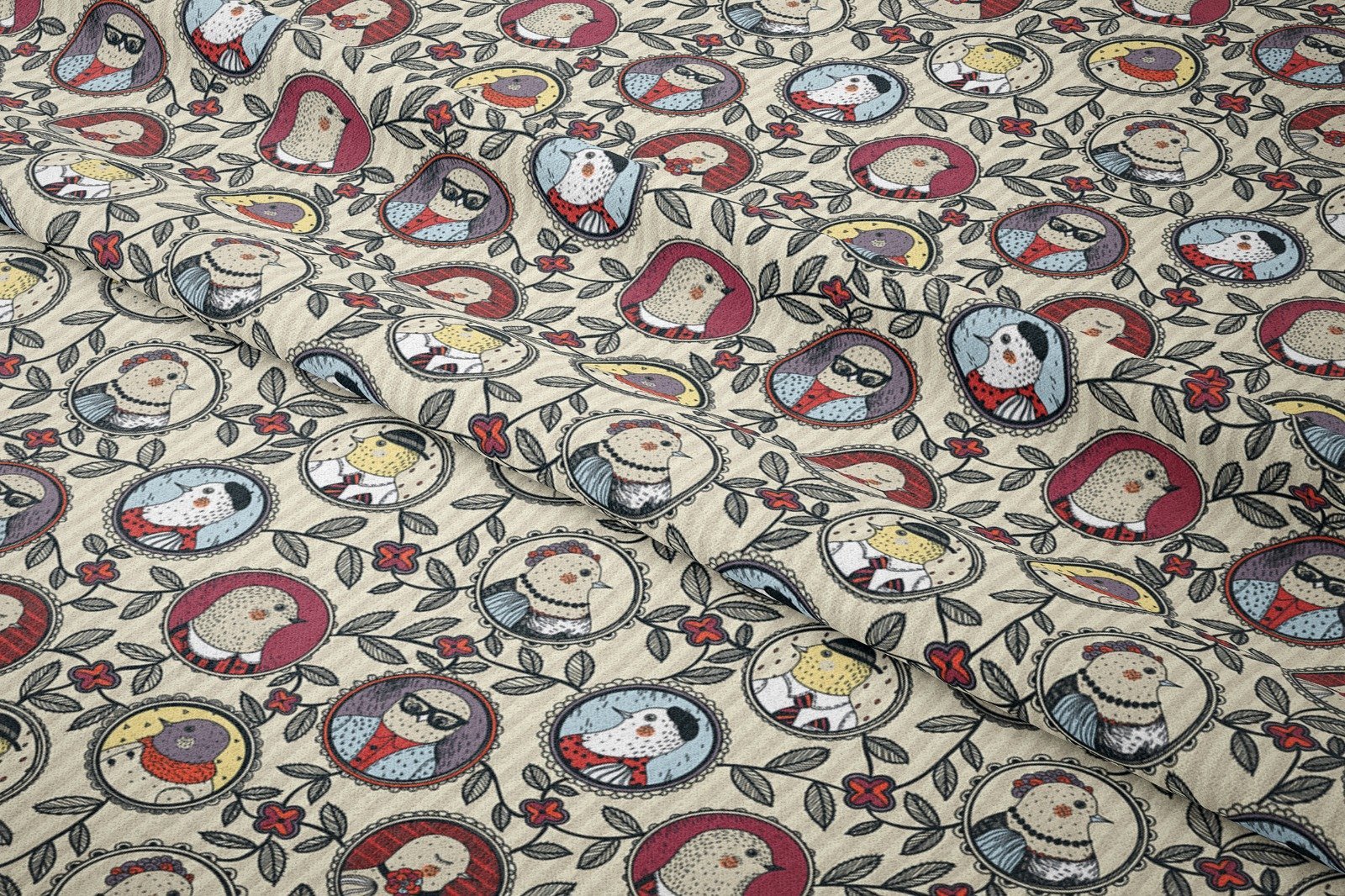 Yılbaşı Koleksiyonu- Winter Wonder Collection, Yılbaşı Vintage Yuvarlak Çerçevelerin İçerisinde Kuş Desenli, Yeşil Yaprak Figürleri ile Bağlanmış Çok Renkli Kumaş