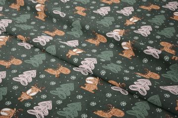 Yılbaşı Koleksiyonu- Winter Wonder Collection,Yılbaşı Koyu Yeşil Zemin Üzerine Sevimli Geyikler, Koşan Geyikler, Beyaz Kar Taneleri, Yeşil ve Pembe Yılbaşı Ağaç Figürlü Kumaş