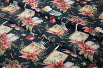 Yılbaşı Koleksiyonu- Winter Wonder Collection,Yılbaşı Lacivert Zemin Üzerine Kırmızı Renkli Çiçekler, Gri Kırmızı Yılbaşı Süsü Toplar, Hediye Paketleri Desenli, Gaz Lambaları, Çift Kadeh Desenli , Kırmızı Tomurcuklar, Yeşil Dal Desenli Kumaş