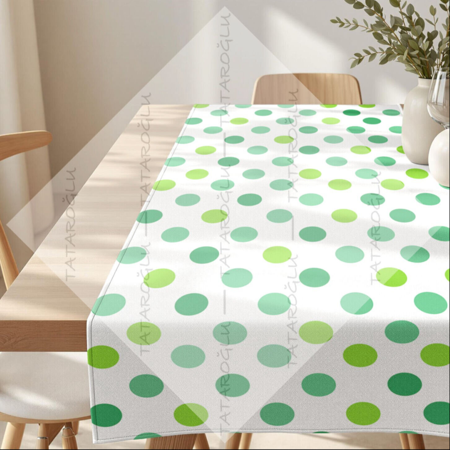 St. Patrick’s Day Özel Petek Dokulu Polyester Kumaş 50x142 cm – Yeşil Puantiyeli Masa Runner | Dikilmemiş