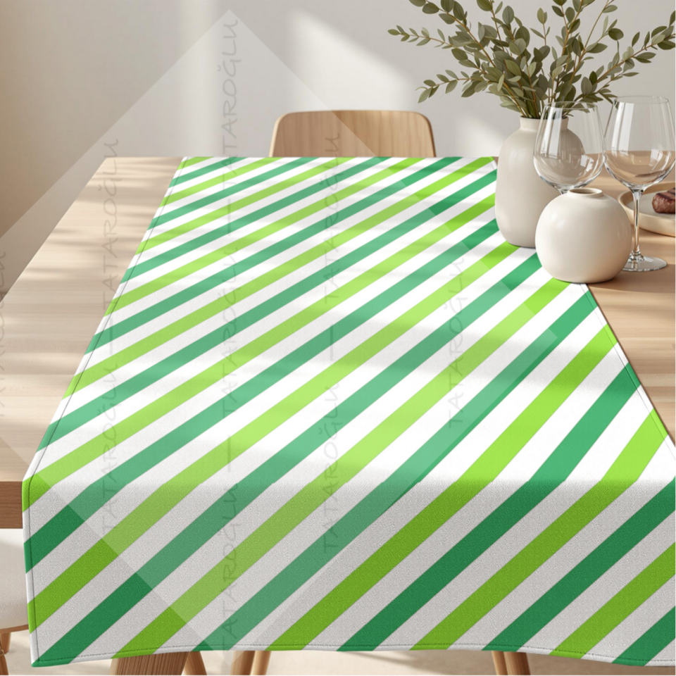 St. Patrick’s Day Yeşil Çizgili Petek Dokulu Polyester Kumaş 50x142 cm – Dikilmemiş Masa Runner