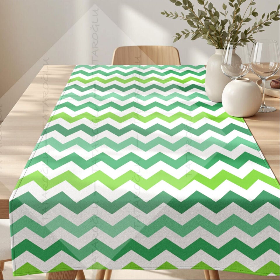 St. Patrick’s Day Yeşil Chevron (Zigzag) Petek Dokulu Polyester Kumaş 50x142 cm – Dikilmemiş Masa Runner
