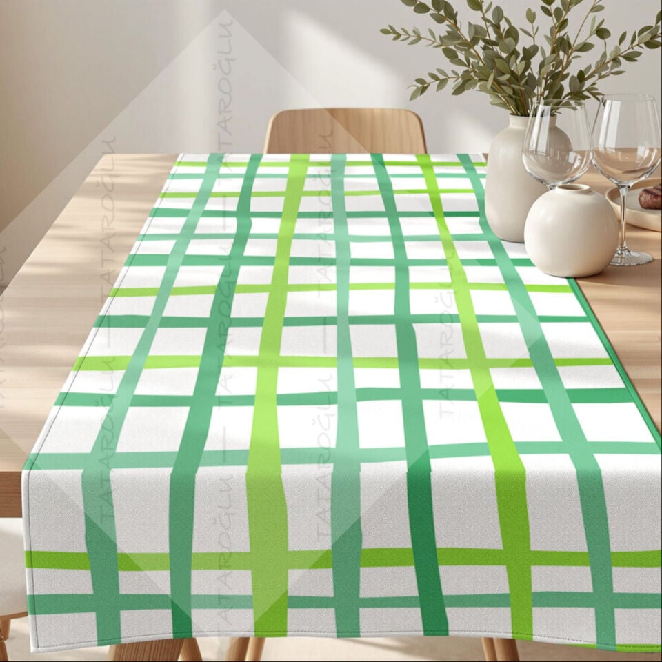 St. Patrick’s Day Yeşil Ekose Desenli Petek Dokulu Polyester Kumaş 50x142 cm – Dikilmemiş Masa Runner