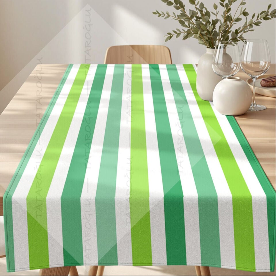 St. Patrick’s Day Çok Tonlu Yeşil Dikey Çizgili Petek Dokulu Polyester Kumaş 50x142 cm – Dikilmemiş Masa Runner