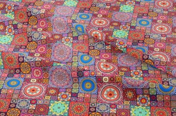 Kareli Geometrik Mandala Desenli Dijital Baskılı Kumaş