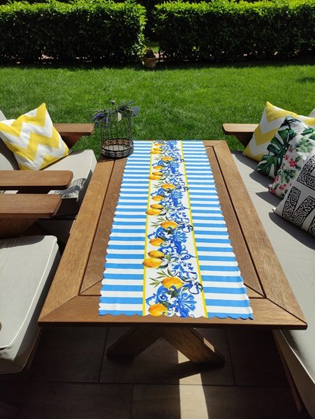 Yanları Mavi Çizgili Ortası Çinili Limon Lazer Kesim Runner