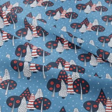 Yılbaşı Koleksiyonu- Winter Wonder Collection, Mavi Zeminli Lacivert Beyaz Üzerinde Kırmızı Puanlı Kar Taneli Kumaş