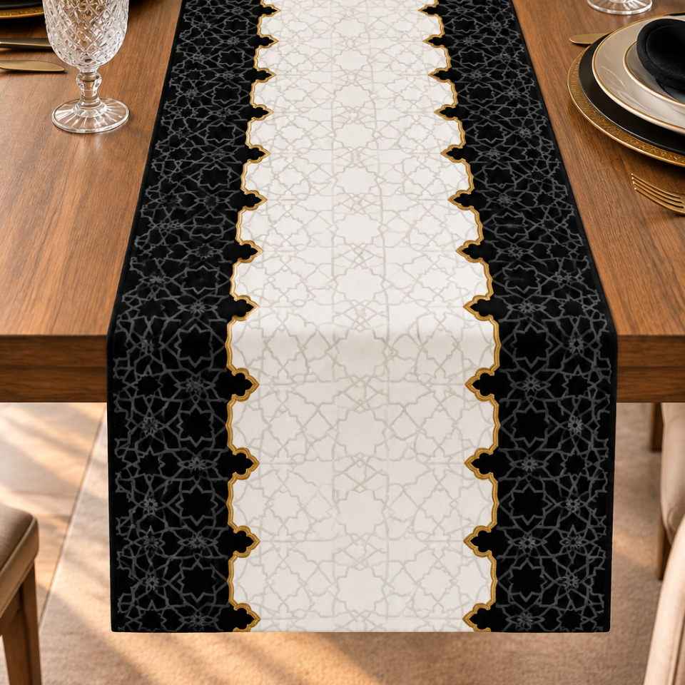 Siyah Gold Runner Panel – Geometrik Osmanlı Desenli