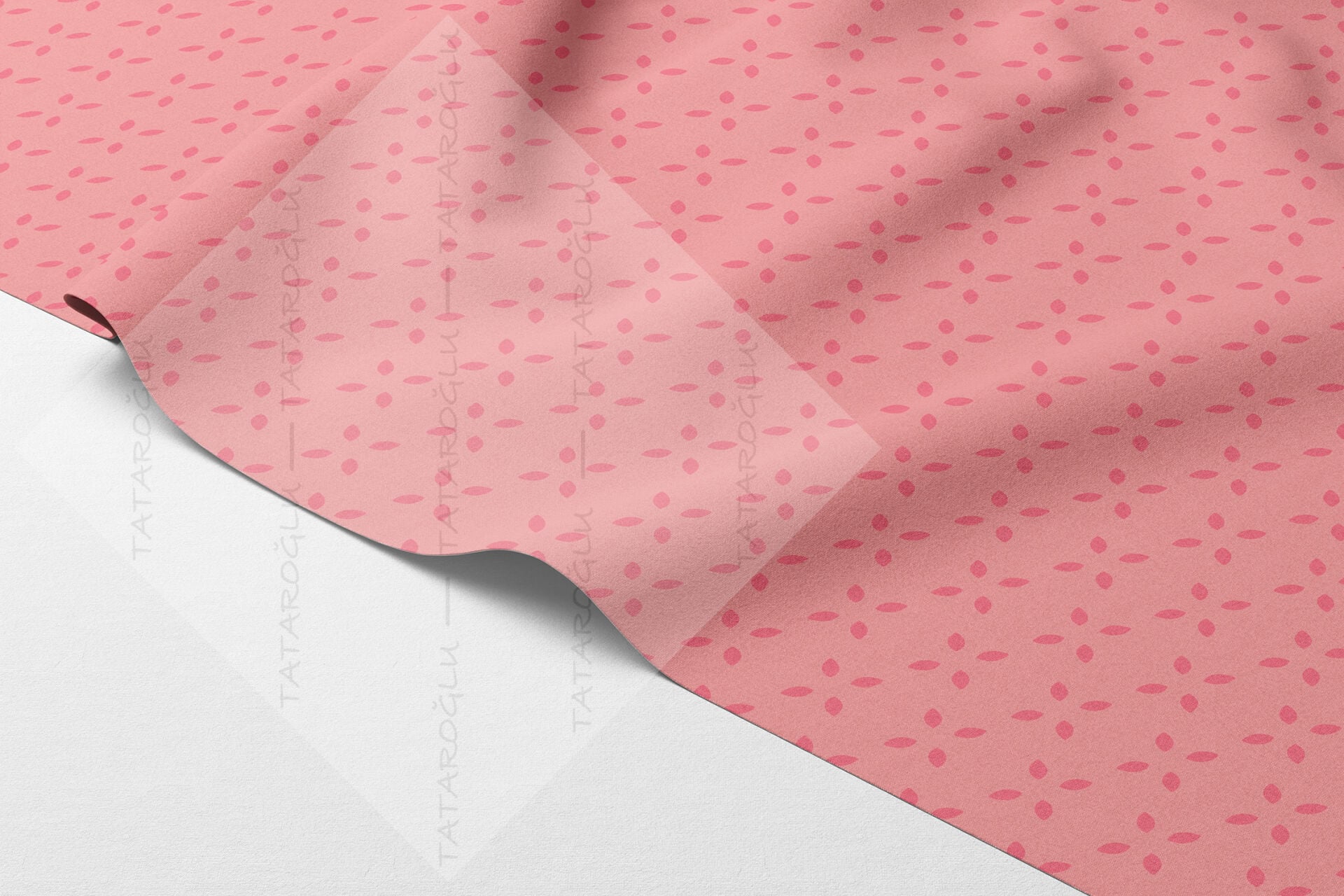 Pembe Yaprak Desenli Kumaş | Dijital Baskılı Leke Tutmaz Dekoratif Kumaş 143 cm