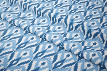 Açık Koyu Mavi İkat Desenli Dijital Baskılı Kumaş