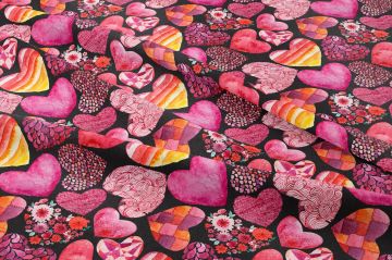 Sevgililer Günü Koleksiyonu-Siyah Zeminli Renkli İçi Stilize Desenli Kalpler