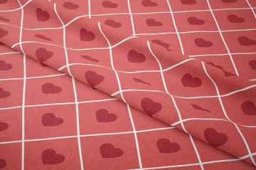 Sevgililer Günü Koleksiyonu-Kareler İçinde Kırmızı Kalp Desenli Kumaş