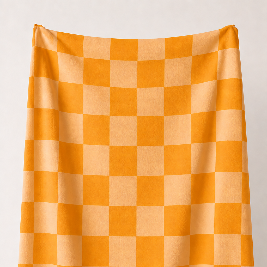 Altın ve Pastel Sarı Damalı Kumaş – 2x2 cm Kare Desenli Petek Dokulu Polyester Kumaş