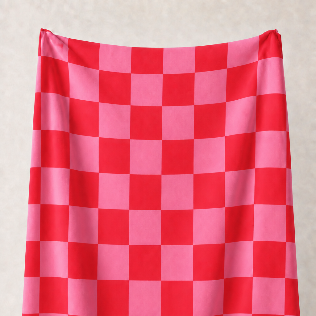 Kırmızı ve Pembe Damalı Kumaş – 2x2 cm Kare Desenli Petek Dokulu Polyester Kumaş