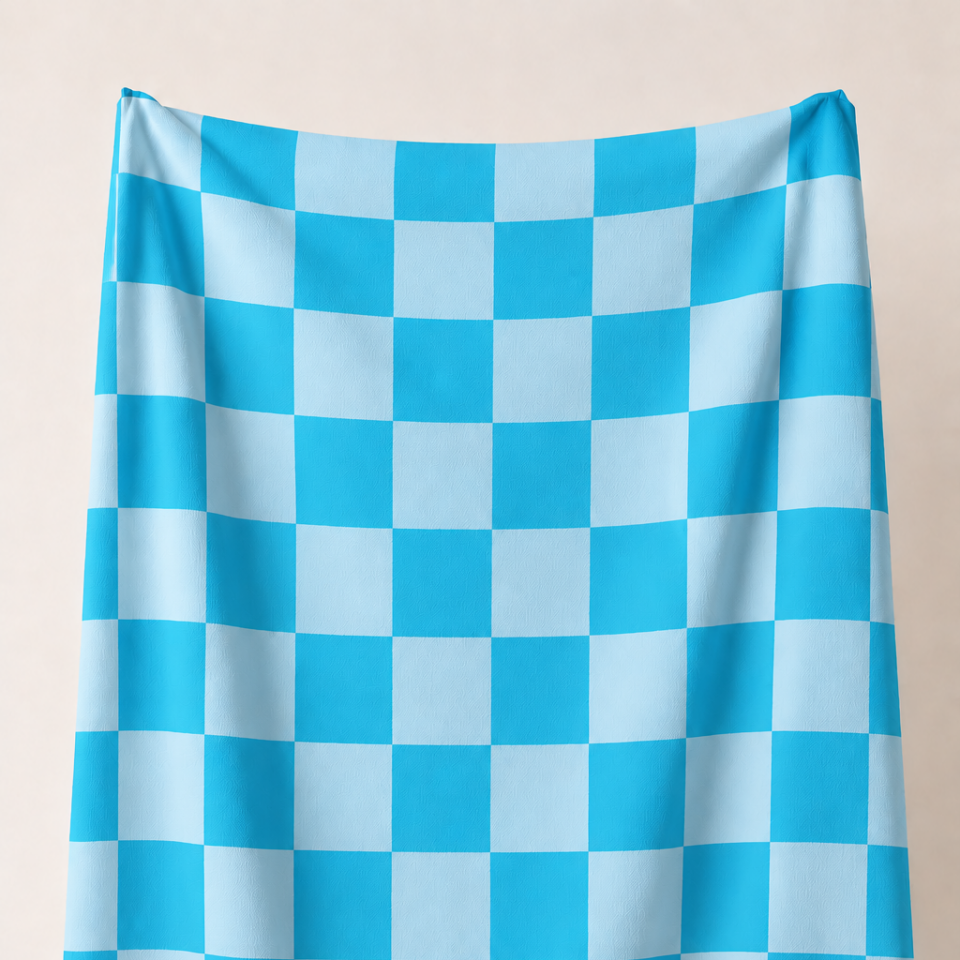 Turkuaz ve Açık Mavi Damalı Kumaş – 2x2 cm Kare Desenli Petek Dokulu Polyester Kumaş