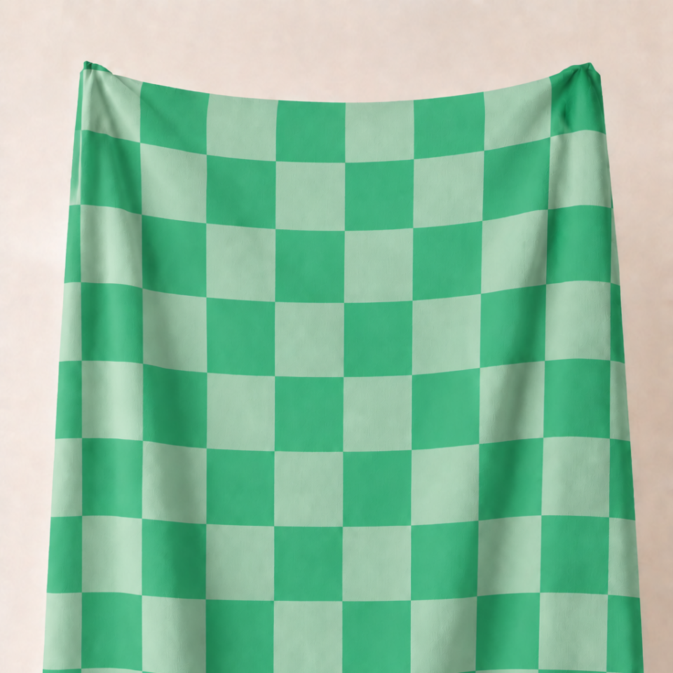 Yeşil ve Mint Yeşili Damalı Kumaş – 2x2 cm Kare Desenli Petek Dokulu Polyester Kumaş