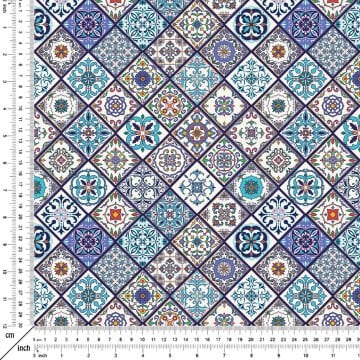 Çapraz Kare Üzerine Çini Desenli Dijital Baskılı Kumaş