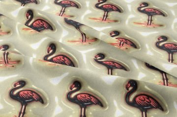 Krem Zeminli Flamingo Desenli Dijital Baskı Kumaş