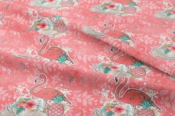 Pembe Zeminli Altın Yaldızlı Çiçekli Ananaslı Fincanlı Flamingo Desenli Dijital Baskı Kumaş