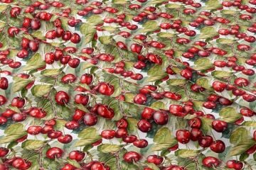 Kiraz Desenli Dijital Baskılı Dekoratif Polyester Kumaş