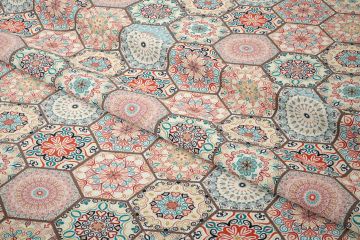 Geometrik Altıgen Patchwork Desenli Dijital Baskı Kumaş(SONBAHAR İNDİRİMİ)