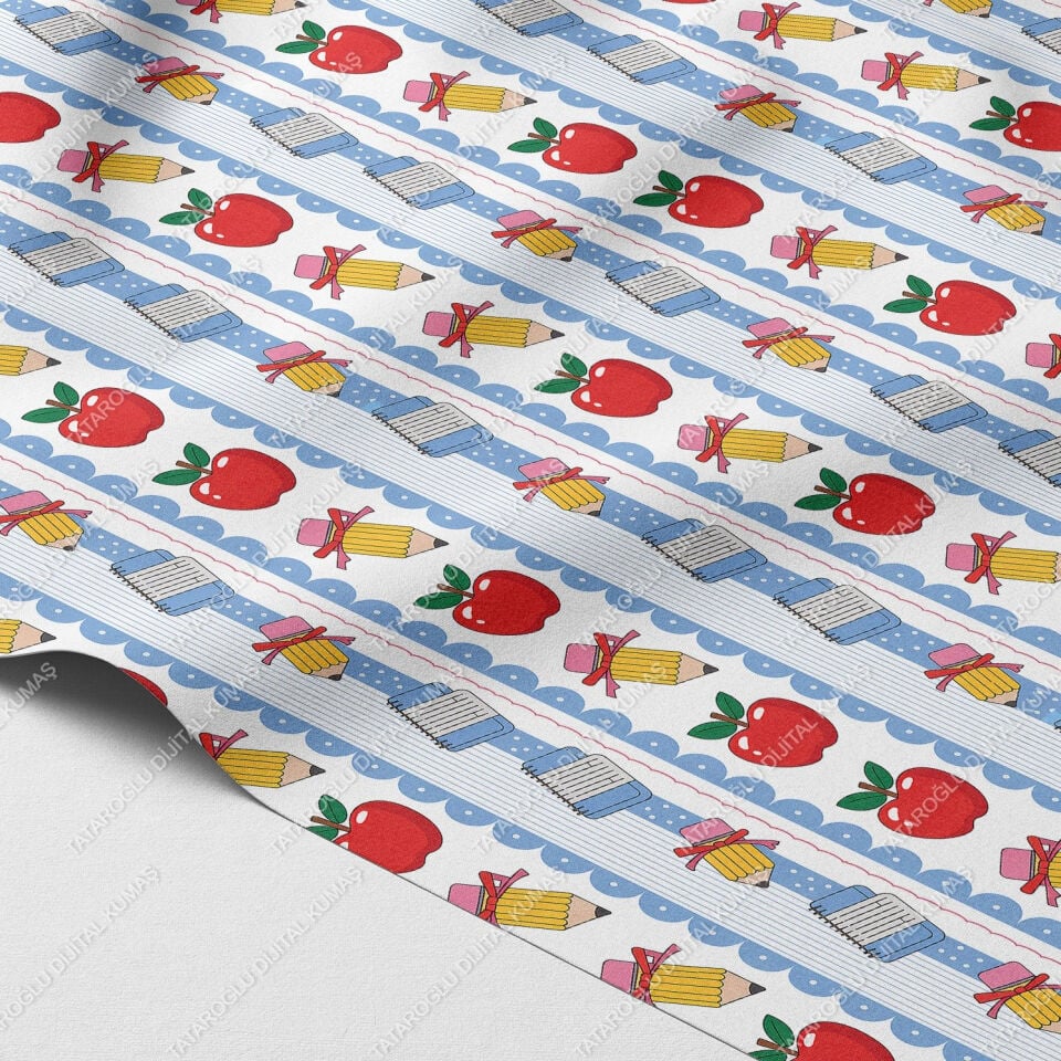 Back to School-Mavi Çizgili Elma ve Kalem Desenli Dijital Baskı Polyester Kumaş – Okul Temalı DIY ve Ev Dekoru