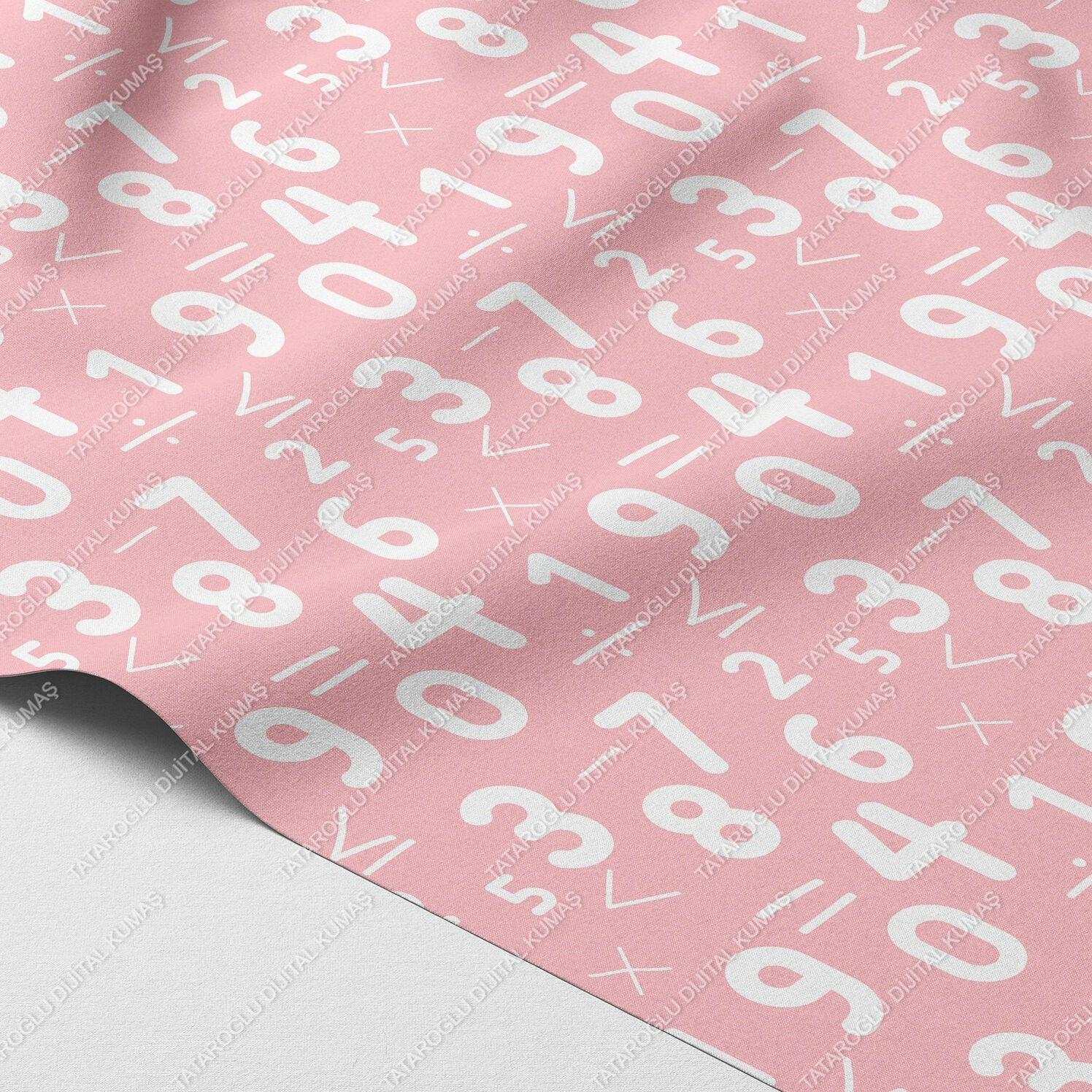 Matematik Rakam Desenli Dijital Baskı Kumaş – Pembe & Mavi Polyester Koleksiyon, Okul Dönemi Dikiş ve DIY
