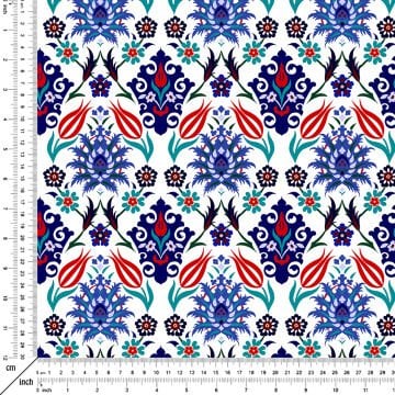 Beyaz Zemin Üzerine Mavi Çini Desenli Dijital Baskılı Kumaş