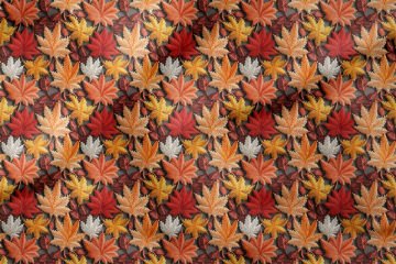 3D Sonbahar Yaprakları Desenli Dijital Baskılı Kumaş – Siyah Zemin