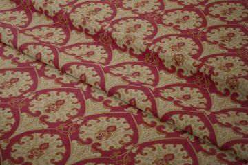 Bordo Zemin Üzerine Damask Dijital Baskılı Kumaş